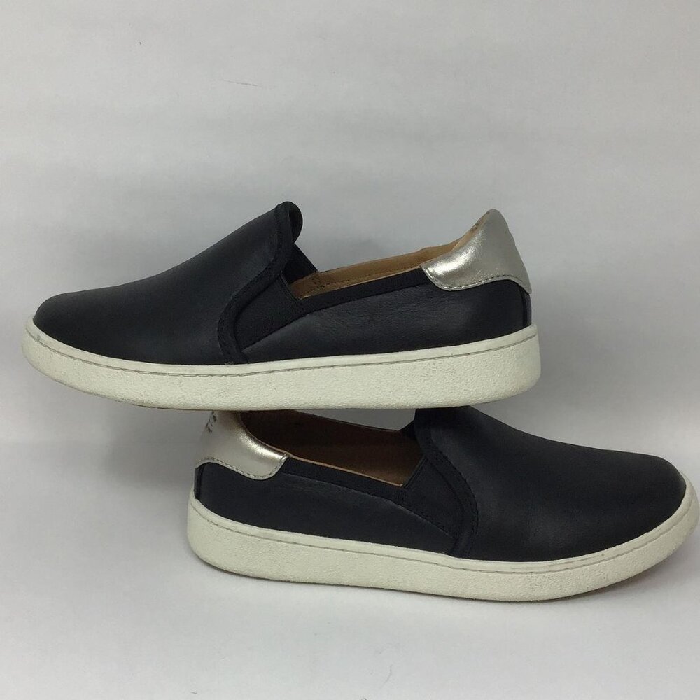 UGG Cas Slip-On Shoes Women's 5 Pre-Owned Great Shape - Picture 2 of 5